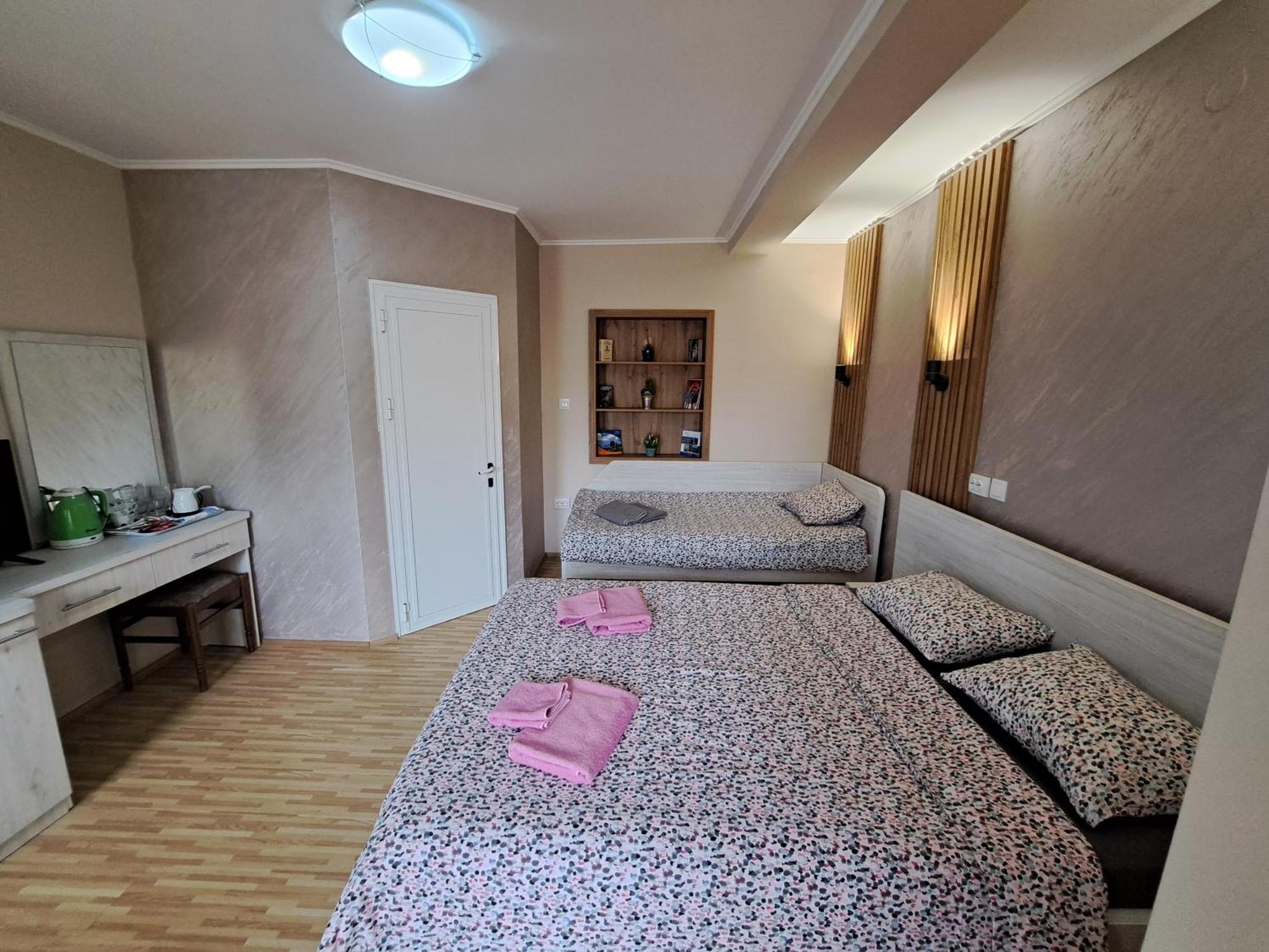 Villa Renessans Ohrid Rum bild